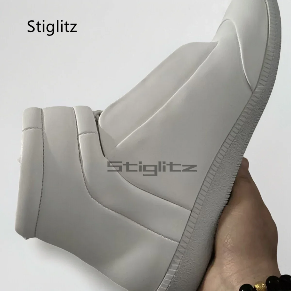 Sepatu Olahraga Kasual High To - Men Shoes Dior ulasan dan harga