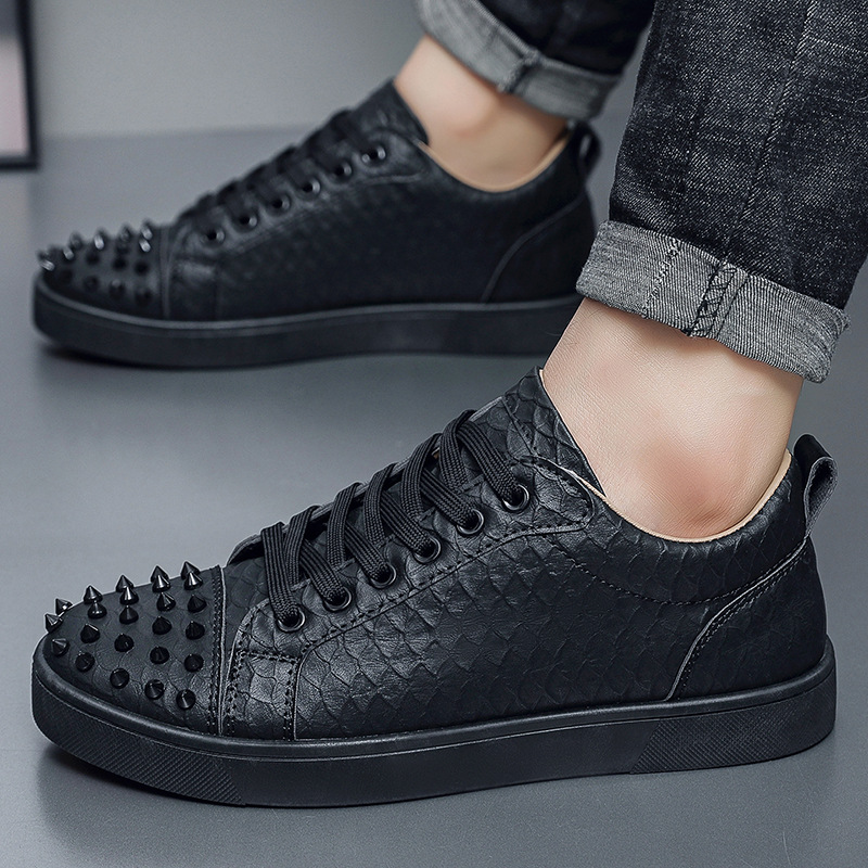 Sepatu Board Pria Model Rivet  - Men Shoes Dior ulasan dan harga