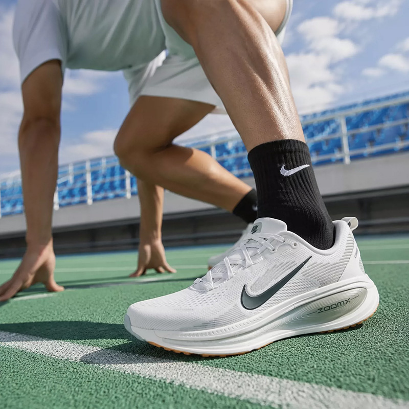 Sepatu Lari Pria NIKE VOMERO 1 - Men Shoes Size Nike ulasan dan harga