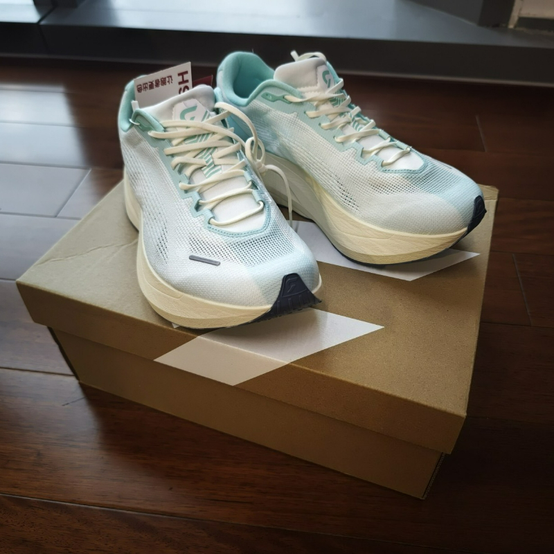 Sepatu Lari DYNAFISH Untuk Pri - Men'S Shoes Vs Women'S Size ulasan dan harga