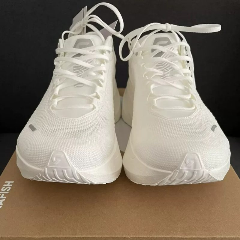 Sepatu Latihan DYNAFISH Untuk  - Men'S Shoes Vs Women'S Size ulasan dan harga