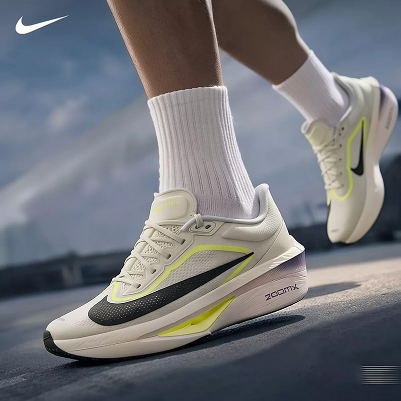 Sepatu Lari Nike Pria dengan P - Men Shoes Size Nike ulasan dan harga