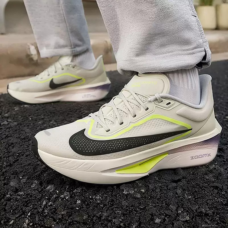 Sepatu Lari Nike Pria dengan P - Men Shoes Size Nike ulasan dan harga