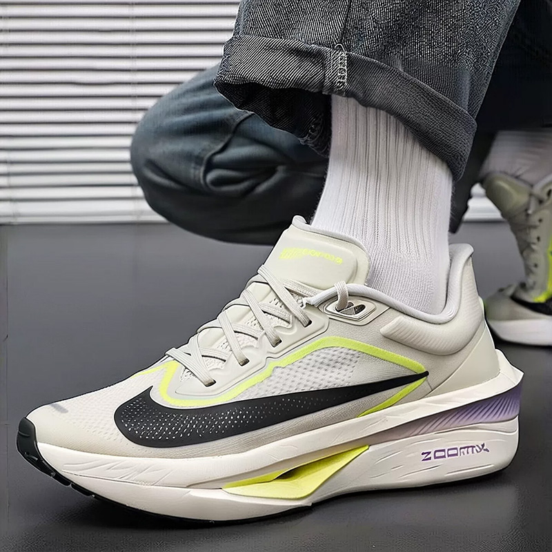 Sepatu Lari Nike Pria dengan P - Men Shoes Size Nike ulasan dan harga